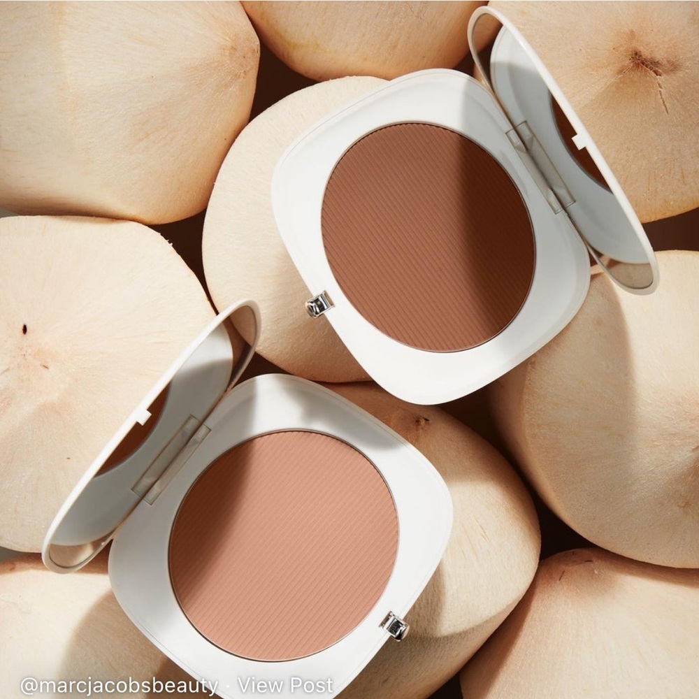 BRAND NEW MARC JACOBS BRONZER- TANTALIZE